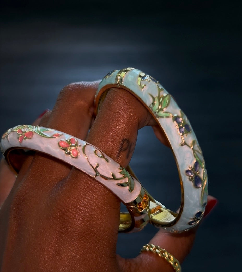 Sky floral bangle